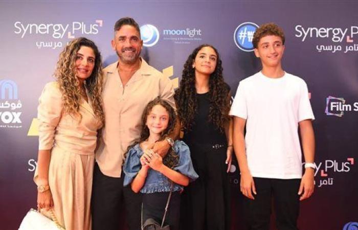 بالصور.. أمير كرارة وهنا الزاهد يحتفلان بالعرض الخاص لفيلم "الشاطر"