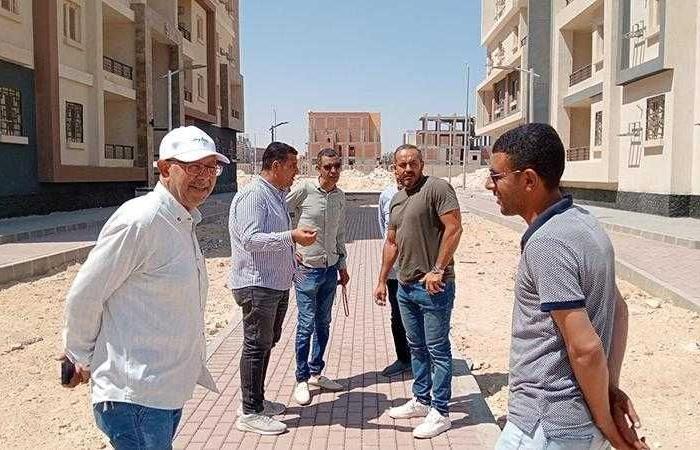 وزير الإسكان يتابع سير العمل بالمشروعات السكنية بمدن بدر ودمياط وبني سويف وأكتوبر الجديدة