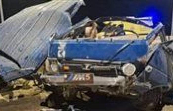 عاجل| مصرع 4 أشخاص وإصابة 21 آخرين بتصادم 3 سيارات أعلى محور ديروط في أسيوط