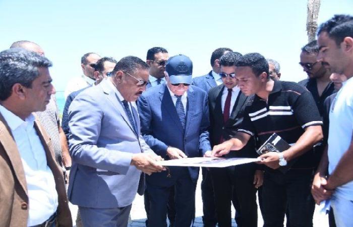 محافظ مطروح ومستشار رئيس الجمهورية للتنمية المحلية يتفقدان مركز السيطرة والمركز التكنولوجي