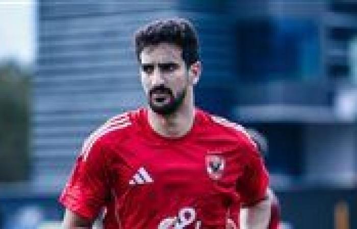 التونسي محمد بن رمضان يتغني بالنادي الأهلي.. صور