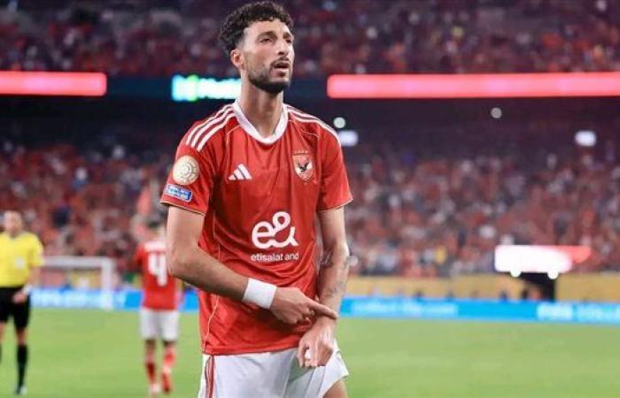 عاجل.. الأهلي يتسلّح بشروط نارية للرد على عرض كوزموس لضم وسام أبو علي
