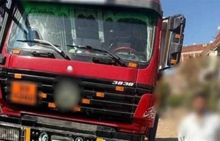 ضبط قائد سيارة نقل صدم آخر فى الشرقية