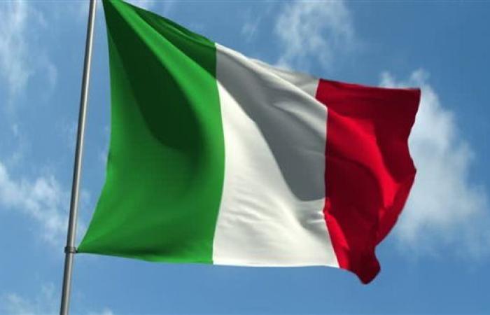 إيطاليا تحذر من تداعيات الرسوم الأمريكية وتراجع الدولار وسط حالة عدم اليقين الاقتصادي العالمية