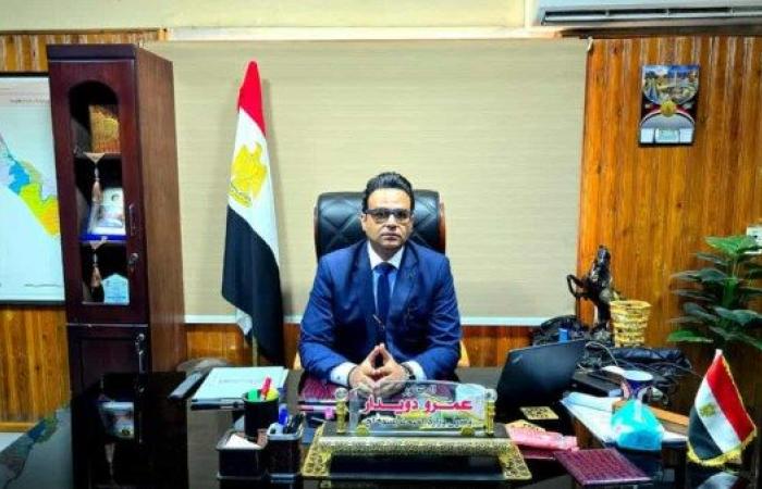 أخصائي باطنة والأخر عظام .. ضبط طالبين انتحلان صفة أطباء متخصصين بعيادات خاصة سوهاج