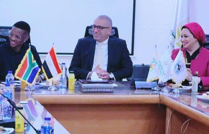 البنك الزراعي المصري يستقبل وفدًا من اتحاد نقابات جنوب إفريقيا لتعزيز التعاون وتبادل الخبرات
