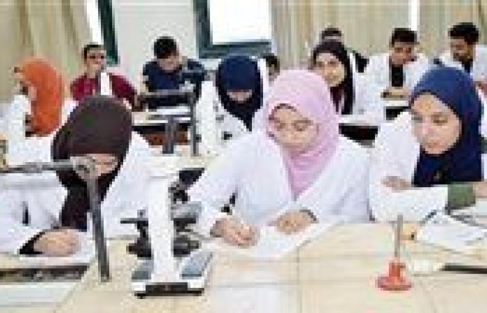 تنسيق الثانوية العامة 2025.. «كلية الطب» من كام هذا العام؟