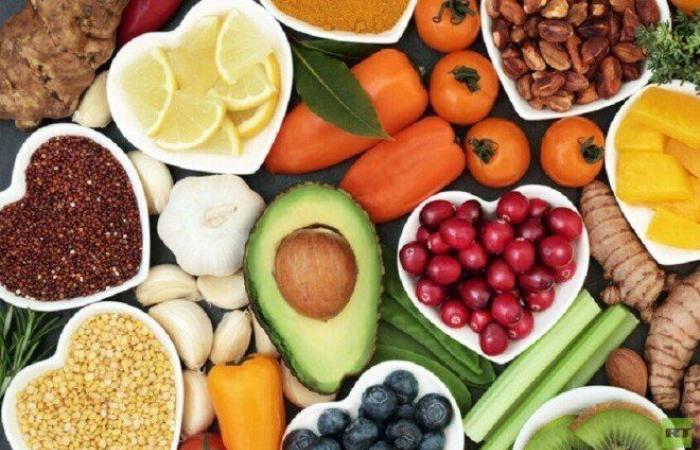 إشارات نقص الفيتامينات في الجسم.. .وكيفية تفاديها بنظام غذائي آمن