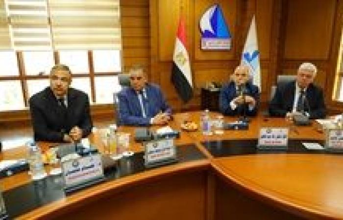 محافظ كفر الشيخ يشارك فى اجتماع المجلس الأعلى للجامعات بالجامعة
