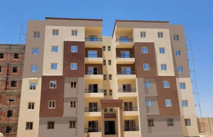 وزير الإسكان يتابع موقف مشروعات وحدات المبادرة الرئاسية "سكن لكل المصريين" بعددٍ من المدن الجديدة