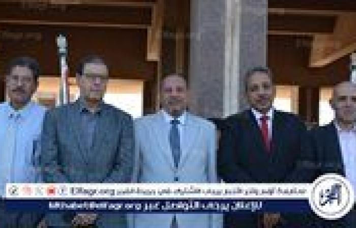 نائب رئيس جامعة الأزهر يشهد تحية العلم بأول أيام العام الجامعى في أسيوط